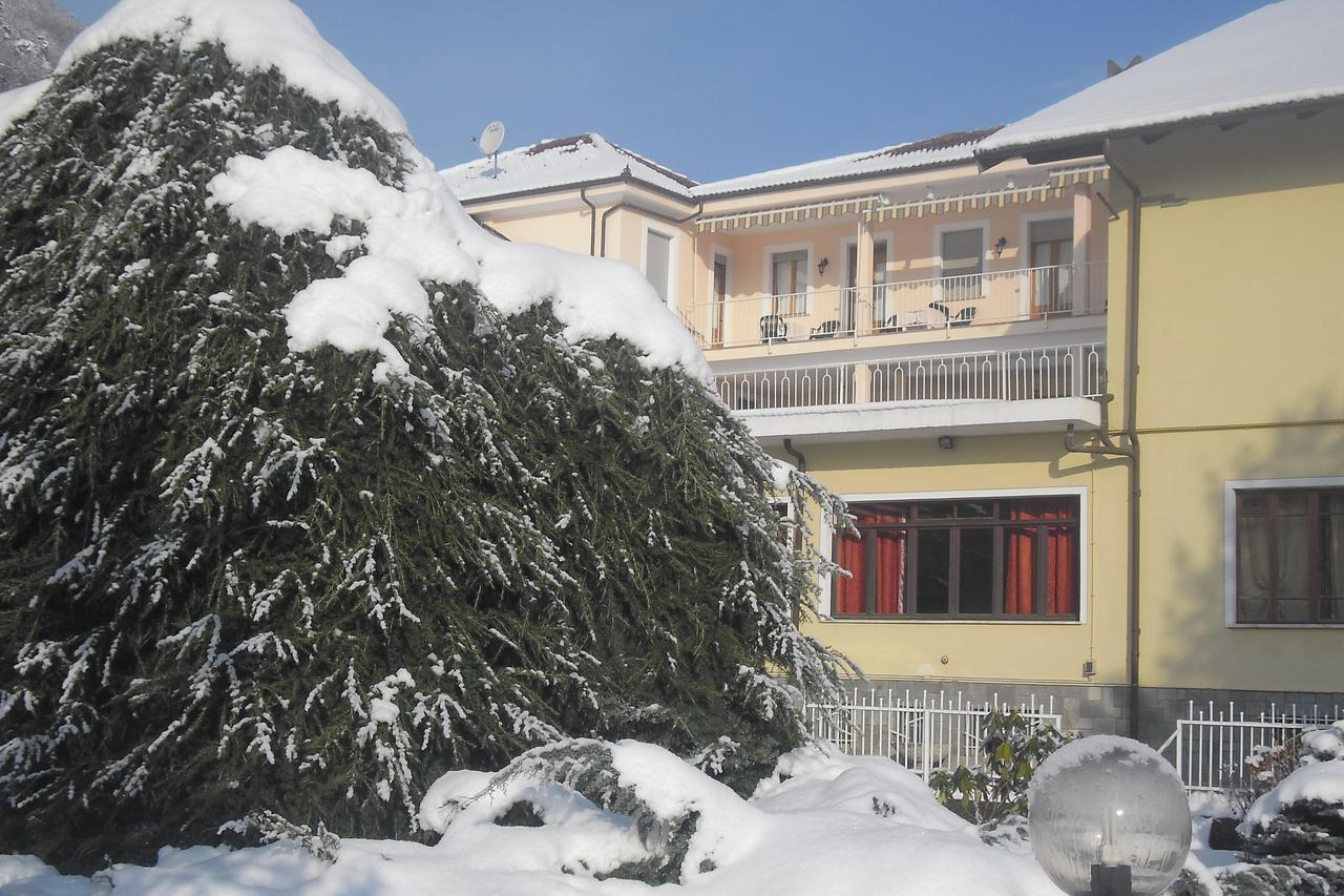 L'Ostu del Povr-Om Pinasca Exterior foto